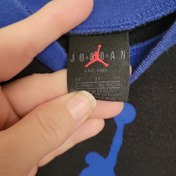 Nike Jordan Black and Blue Sweatshirt - Picture 3 of 5